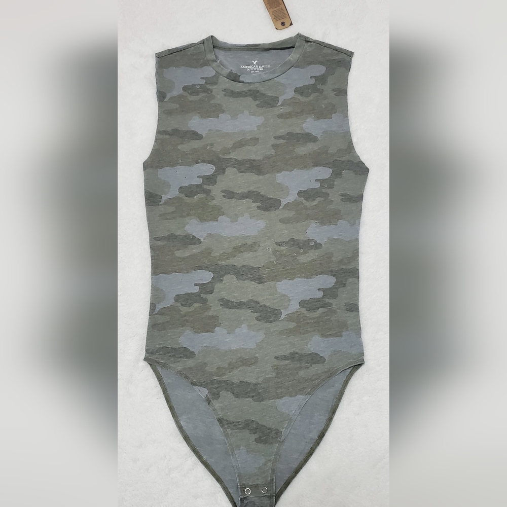 AEO Camo Sleeveless Raw Hem Sleeves & Distressed Bodysuit